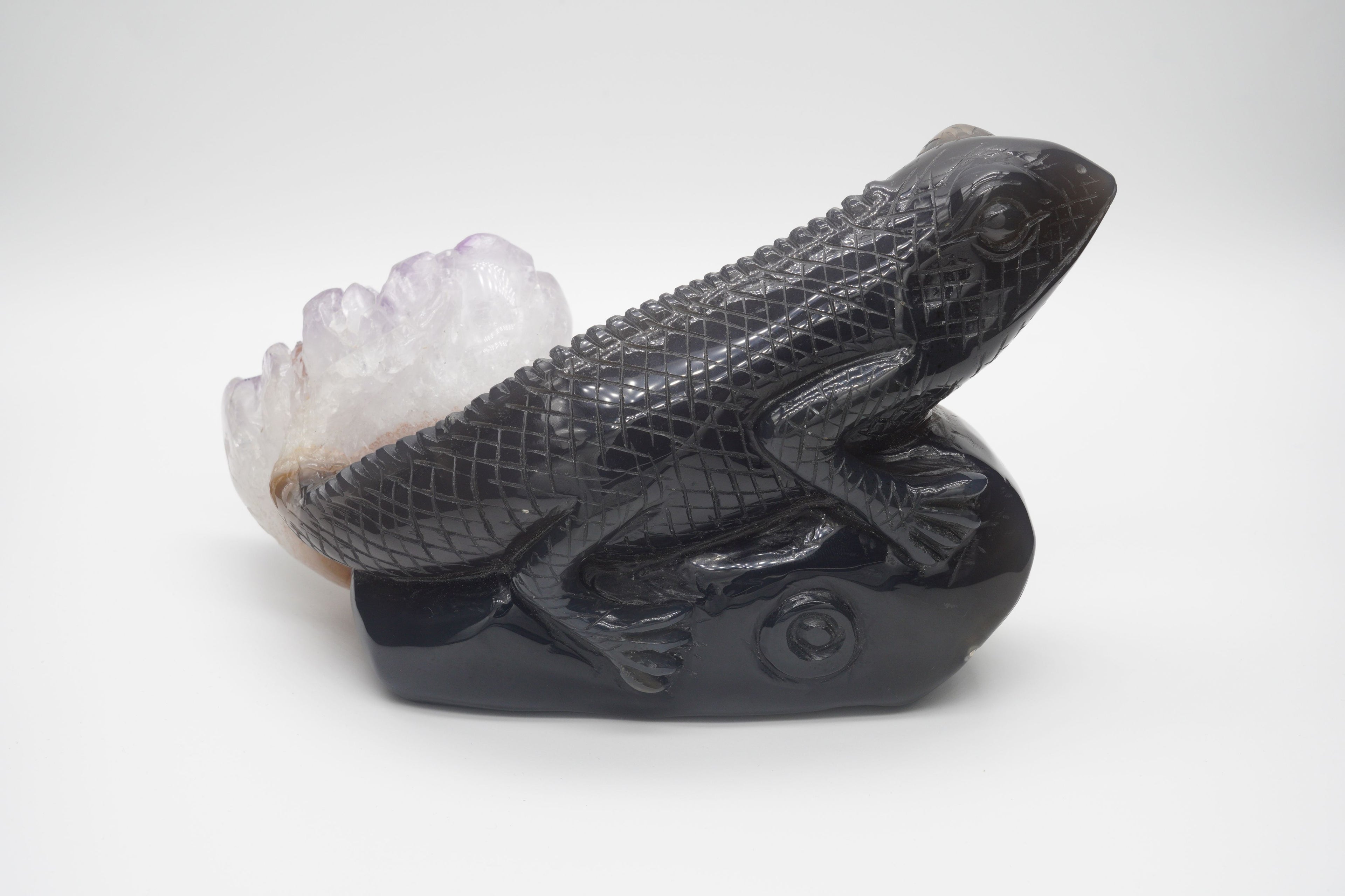 Agate Lizard Amethyst Geode