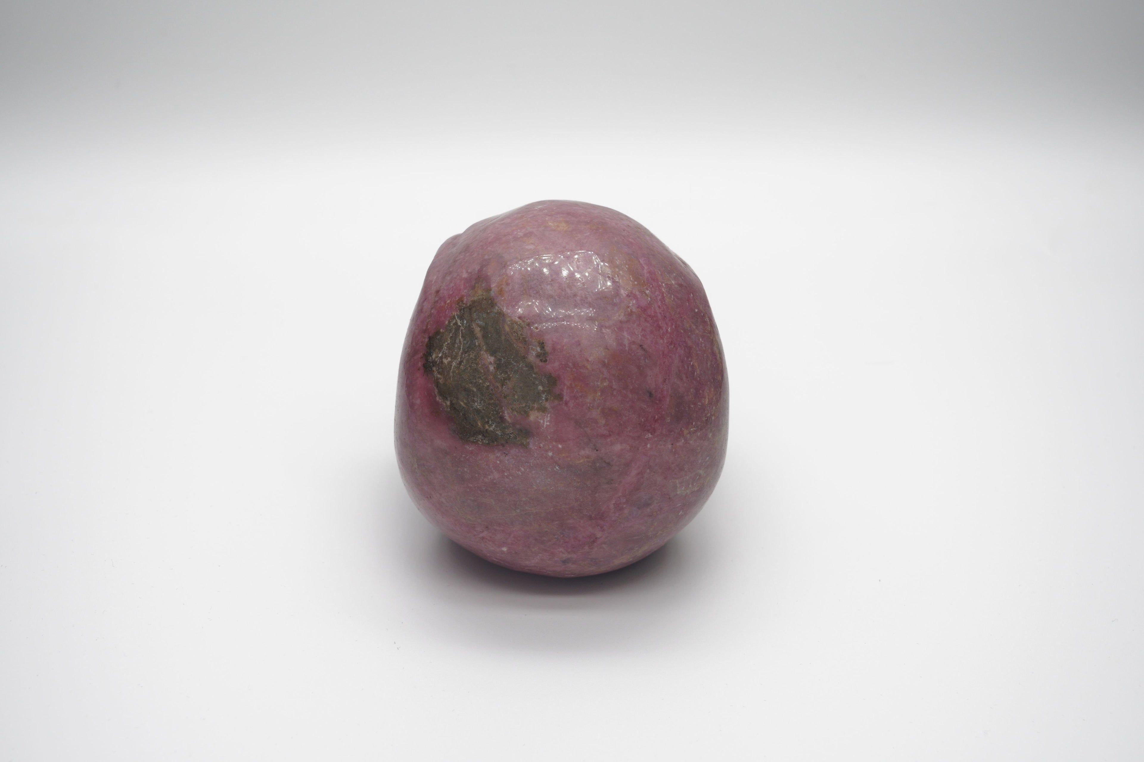 Rhodonite Skull Carving